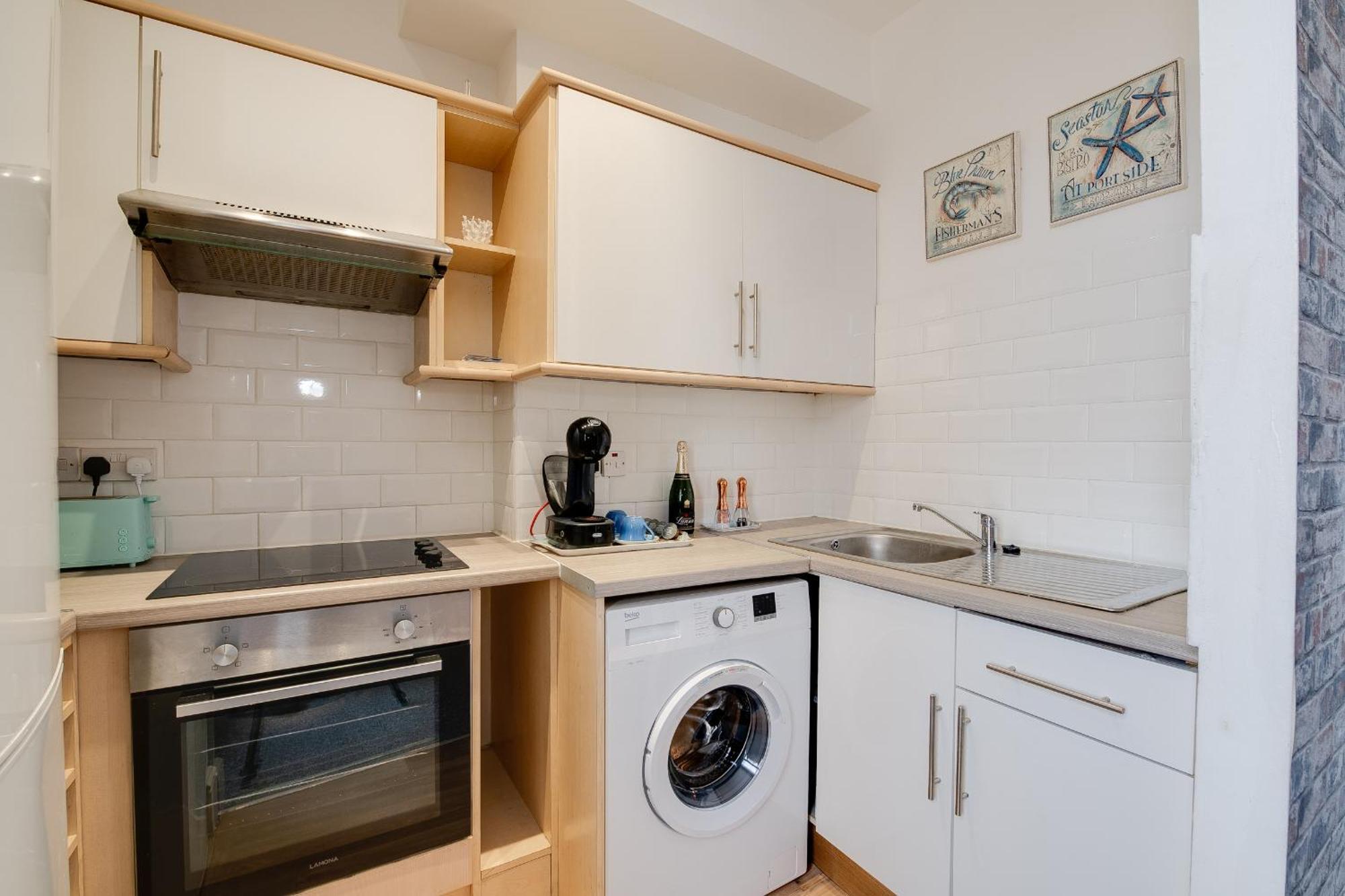 شقة Dockyard Hideaway Nr Gunwharf Quays بورتسماوث المظهر الخارجي الصورة